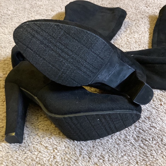 Thigh high boots - Picture 3 of 4